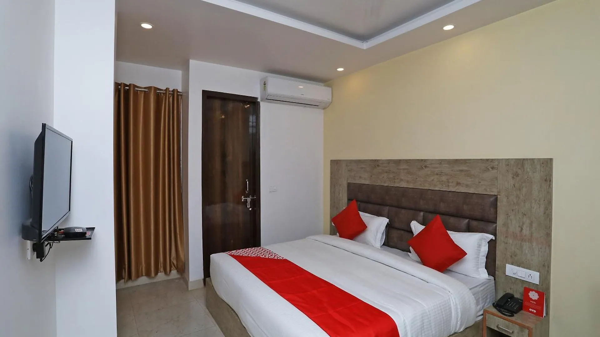 Hotel O Royal Stay Nuova Delhi 3*,