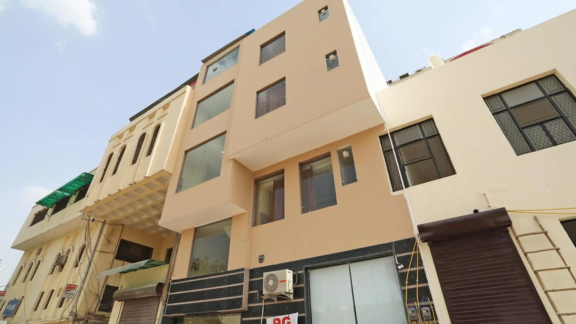 Hotel O Royal Stay Nuova Delhi 3*,  India